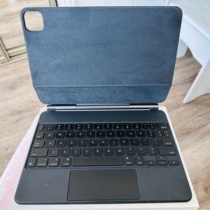 Apple Magic Keyboard